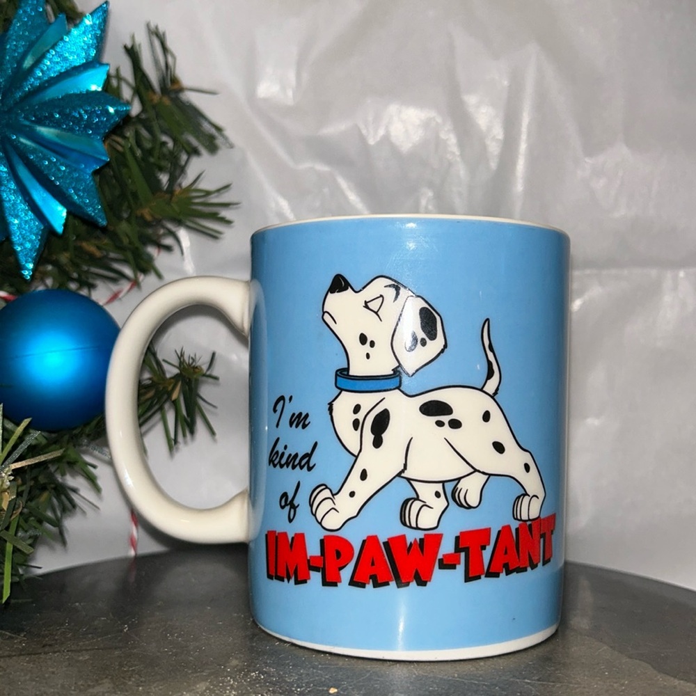 🔥🔥DISNEY/PALADONE - 101 DALMATIANS " I'M KIND OF A IM-PAW-TANT MUG coffee